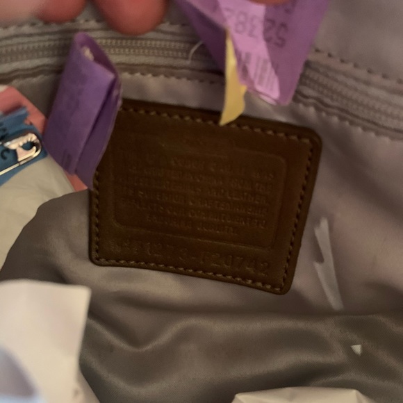 Coach Purse gold tan hand bag professionally restored - Picture 6 of 6